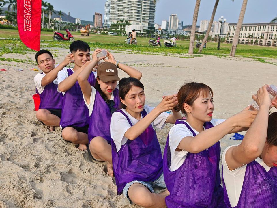 Trò chơi tập thể giữa các đội